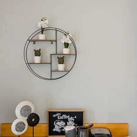 Square Sea View House Apartment