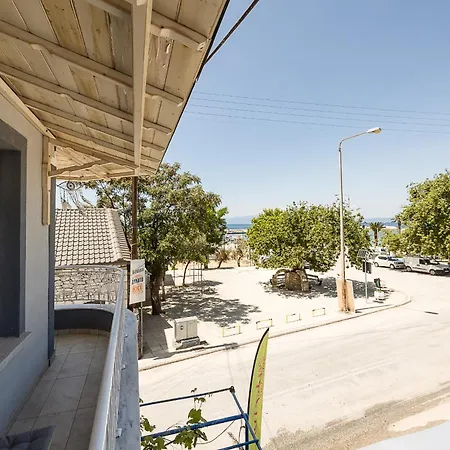 Apartment Square Sea View House *
